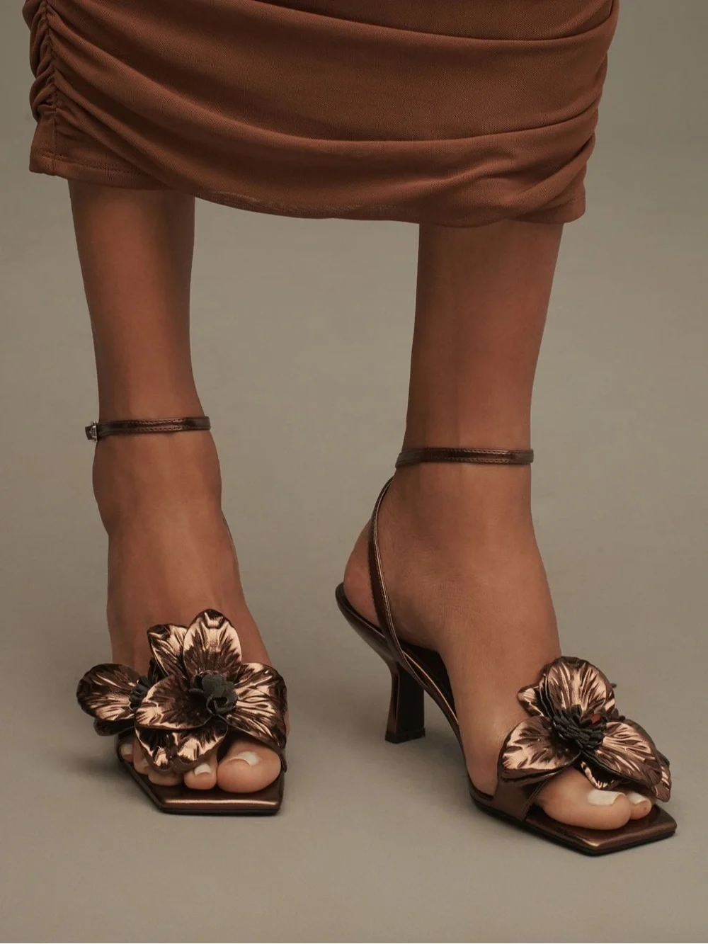 Jeffrey Campbell x Anthropologie Essence Kitten Heels Bronze Brown Size 5.5 NEW